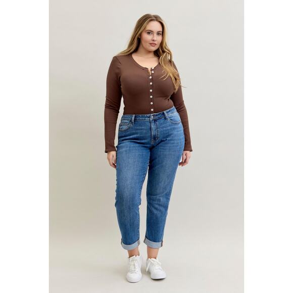 Judy Blue Mid Rise Boyfriend Classic Cuffed - Picture 12 of 12